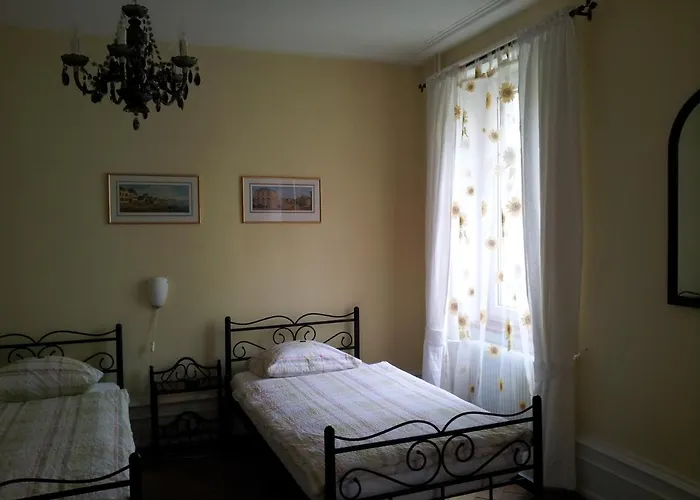 3 Camere